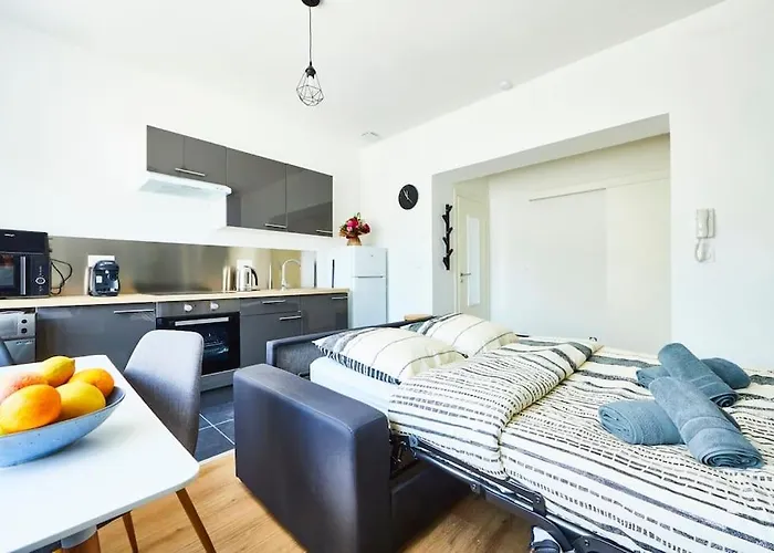 2 Pieces Cosy, Tram En Face, Wi-Fi Rapide Apartment *